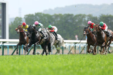 復活を告げる堂々の押し切り オタルエバーが1年5カ月ぶりV