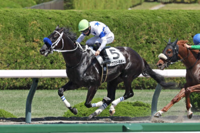 砂で大ブレイクの予感あり チュウワカーネギーが好時計で逃げ切り